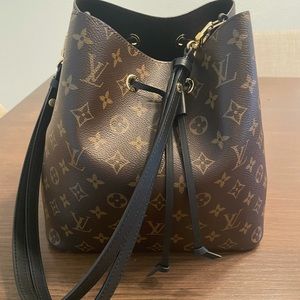 Louis Vuitton Neonoe MM